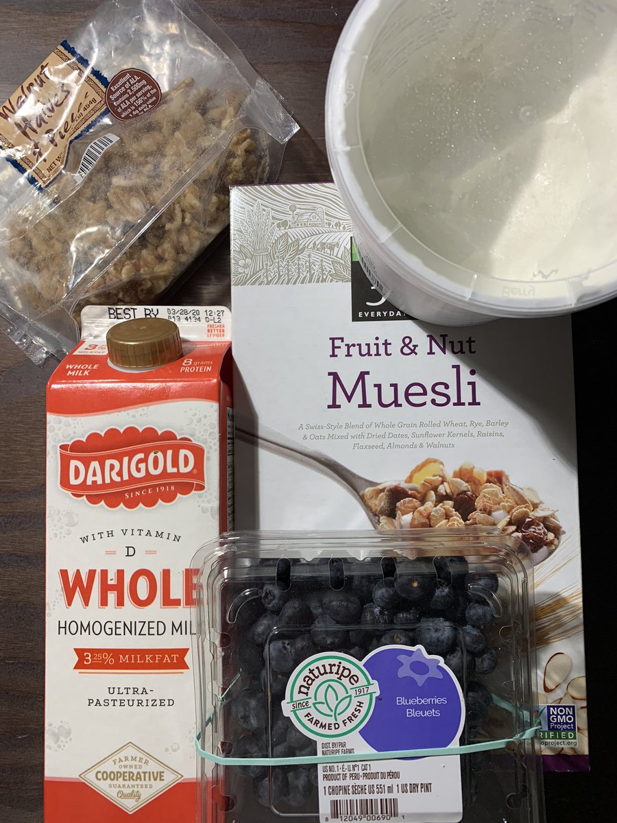 Jorja_Collins's tweet image. Tip from a past #ChurchillFellow was ‘eat well’. It’s challenging but not impossible when all you’ve got in your hotel room is a bar fridge and a kettle! For #SmartEatingWeek I’m sharing my tips on #HealthyEating while #Travelling.
