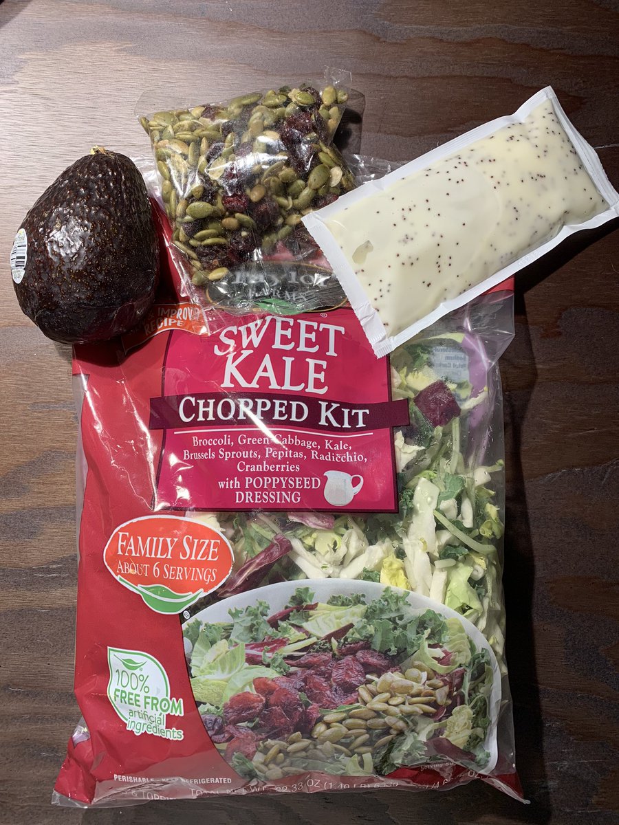 Jorja_Collins's tweet image. Tip from a past #ChurchillFellow was ‘eat well’. It’s challenging but not impossible when all you’ve got in your hotel room is a bar fridge and a kettle! For #SmartEatingWeek I’m sharing my tips on #HealthyEating while #Travelling.
