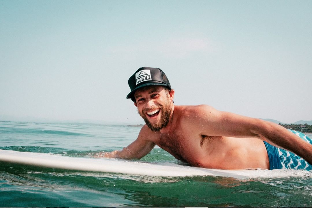 Reef_Chile's tweet image. El verano se vive con una buena caps @Reef_Chile⚡️Aprovecha nuestro #ReefSALE con 30%OFF directo en gorras solo en streetmachine.cl sección Reef 👈

#BeachFreely