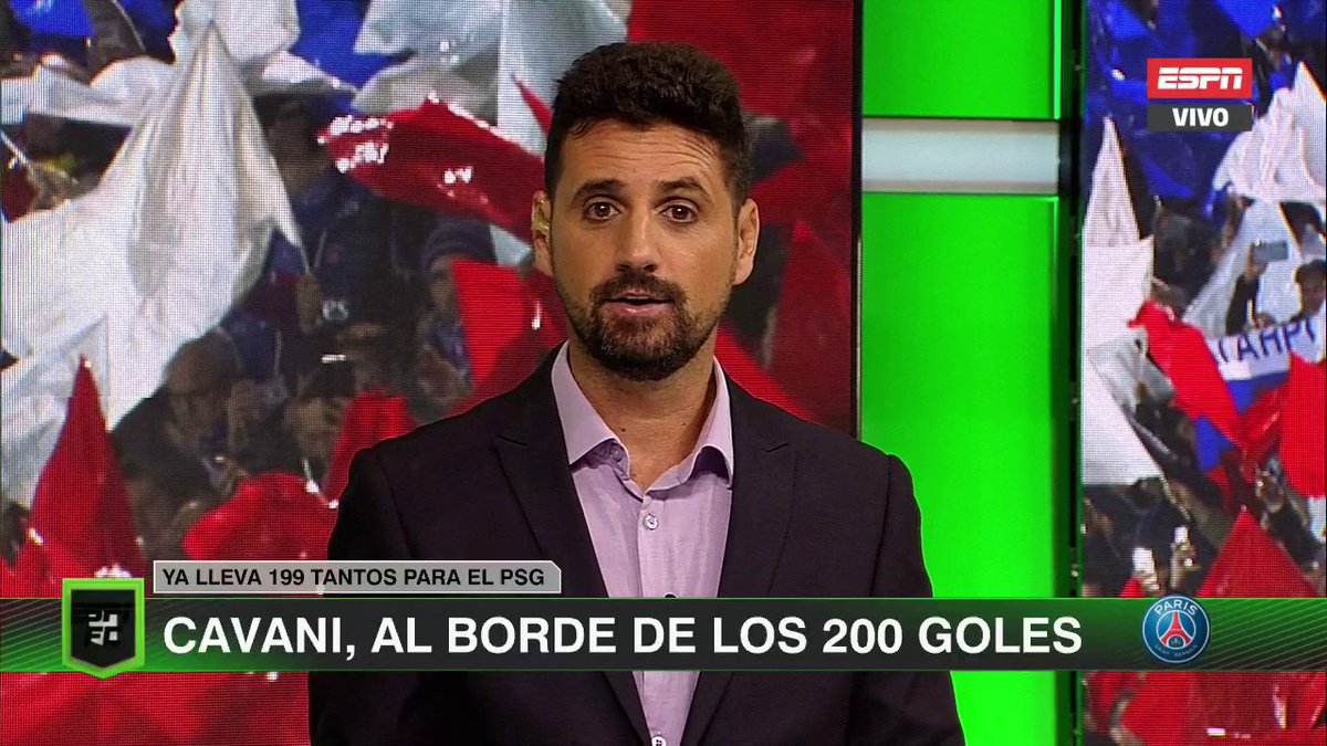 ESPNFutbolClub's tweet photo. ¡A uno de los 200! Repasamos los mejores goles de Cavani con la camiseta del PSG. ¡Sumate a #DebateFC en la pantalla de #ESPN! https://t.co/30Rx60bk1M