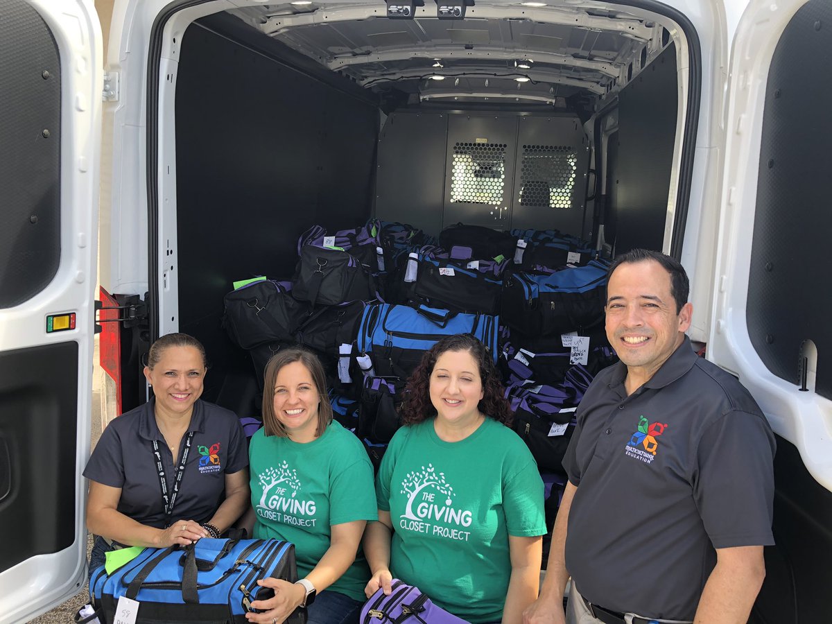 JavierOrtolaza's tweet photo. The Giving Closet Project supporting students in PBCS. Thanks to Brooke &amp; Theresa in organizing and preparing bags for Bahamian students affected by Hurricane Dorian. @harveyoaxaca https://t.co/xJrQRk3VTs