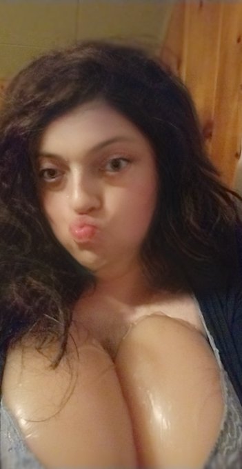 #CAM4 I'm live on https://t.co/HOfKfNTyZ9  #bigboobs #bigass #anal #squirt #cum #porn #horny https://t<a href="/tag/cam4"class="tags">#CAM4</a><a href="/tag/bigboobs"class="tags">#bigboobs</a><a href="/tag/porn"class="tags"><span>#porn</span></a><a href="/tag/horny"class="tags"><span>#horny</span></a><a href="/tag/anal"class="tags"><span>#anal</span></a><a href="/tag/bigass"class="tags"><span>#bigass</span></a><a href="/tag/squirt"class="tags"><span>#squirt</span></a><a href="/tag/cum"class="tags"><span>#cum</span></a>