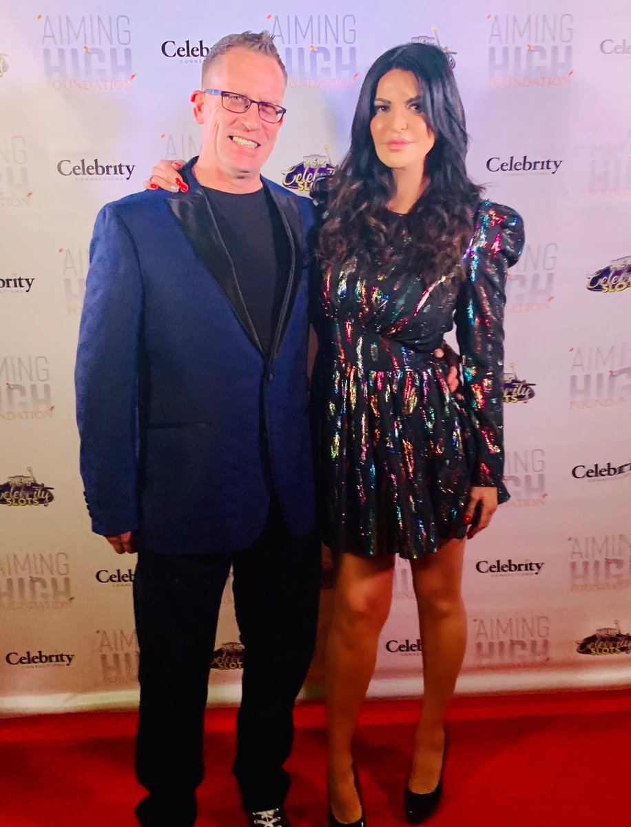 JenniferGimenez's tweet photo. Love always wins.
xoJG๐
@AManInRecovery
#TimJenn #Timifer #Timenez #WeAreAForce #PowerCouple @recovery2daymag @TheSoberocity #RedCarpet #Hollywood #Recovery #Sober #SoberIsSexy https://t.co/f6q2r5v8jl