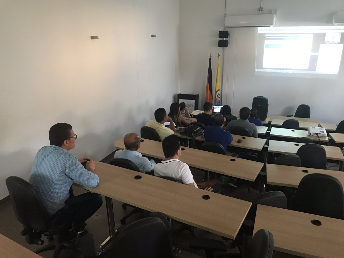 jupacamiar's tweet photo. Los docentes de la escuela ECBTI CCAV Pitalito  participando de la Inducción orientada por nuestro Decano, Dr. Claudio Camilo González @unadpitalito @AMendezGonza @dinava02 @ClaudioCamiloG1 @johnyrodrip https://t.co/GPukO96LGU