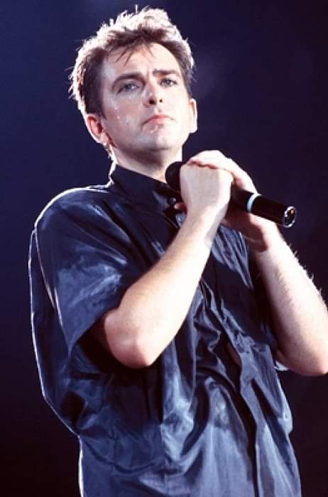 Happy birthday PETER GABRIEL!
(February 13, 1950) 