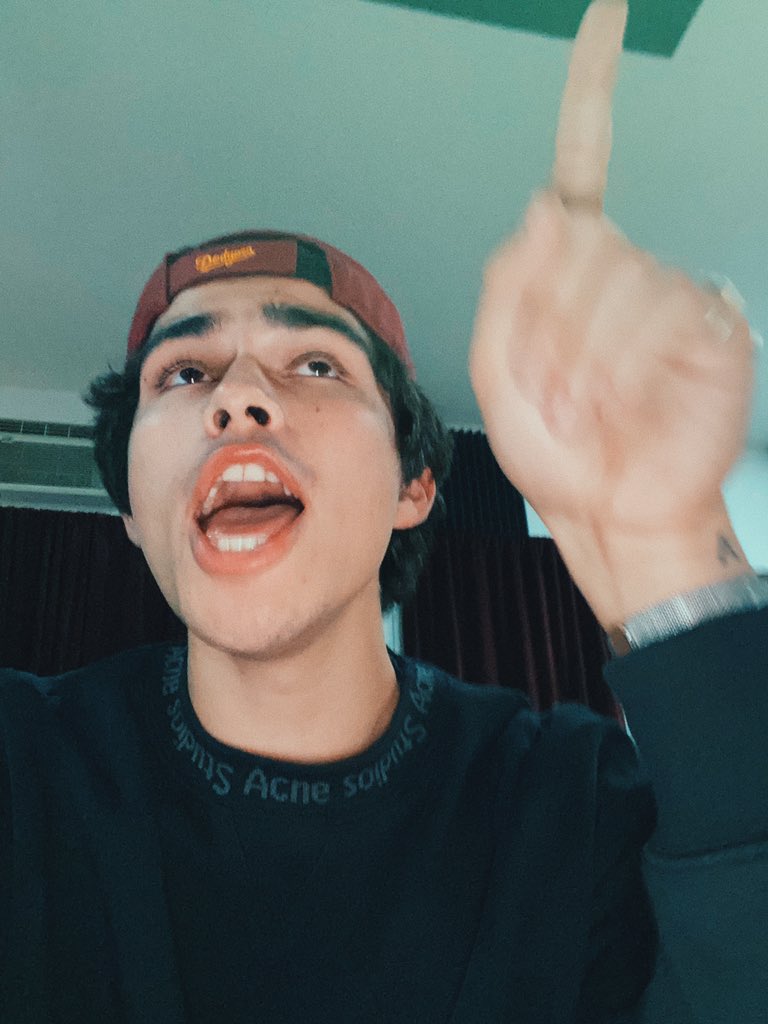 alexaiono's tweet photo. The official faces for recording vocals😂😂 https://t.co/UyPPy8OQcj