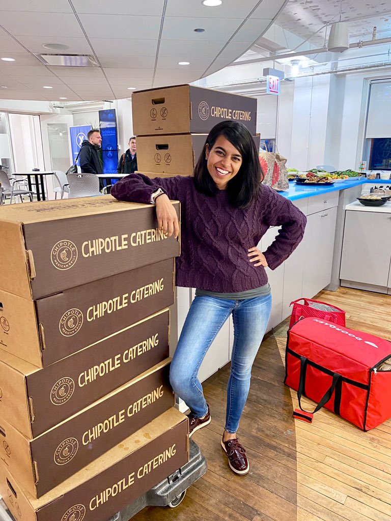 We have three tubs of guacamole. This is not a drill. <a href="/ChipotleTweets/">Chipotle</a> #chihug