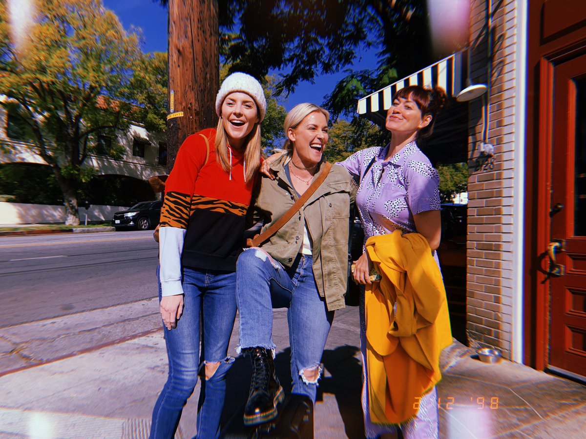 definitelyrenee's tweet photo. Cool dude breakfast gang 🍳 https://t.co/K0fV8y9jNS