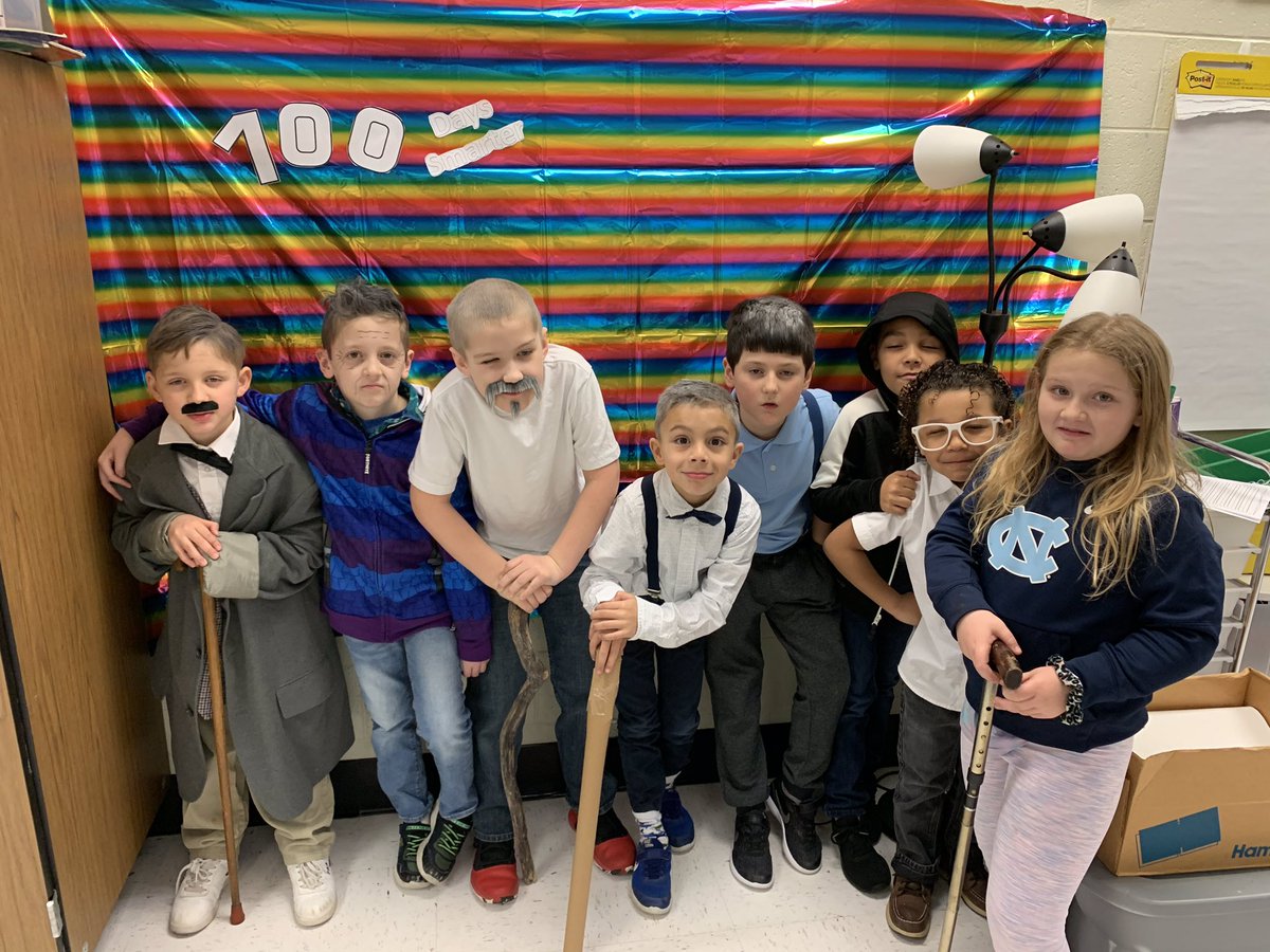 Lizzy Seiden (@seideninsecond) on Twitter photo 100th day at <a href="/CrenshawCards/">Crenshaw Elementary</a>!! Time flies when you’re having fun and learning lots😌🎉 <a href="/ccpsinfo/">Chesterfield Schools</a> 100th day at <a href="/CrenshawCards/">Crenshaw Elementary</a>!! Time flies when you’re having fun and learning lots😌🎉 <a href="/ccpsinfo/">Chesterfield Schools</a>
