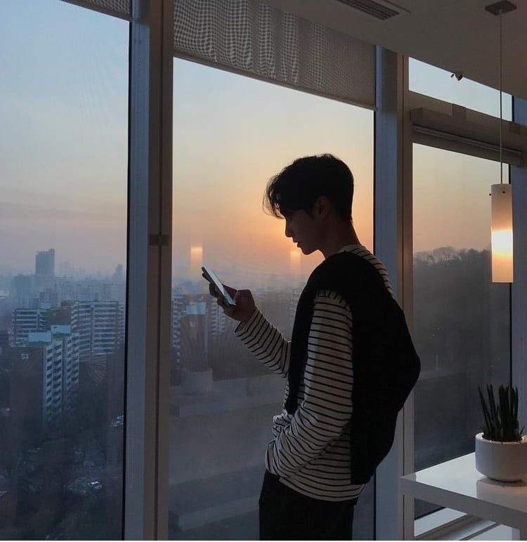 -นาย- tweet media