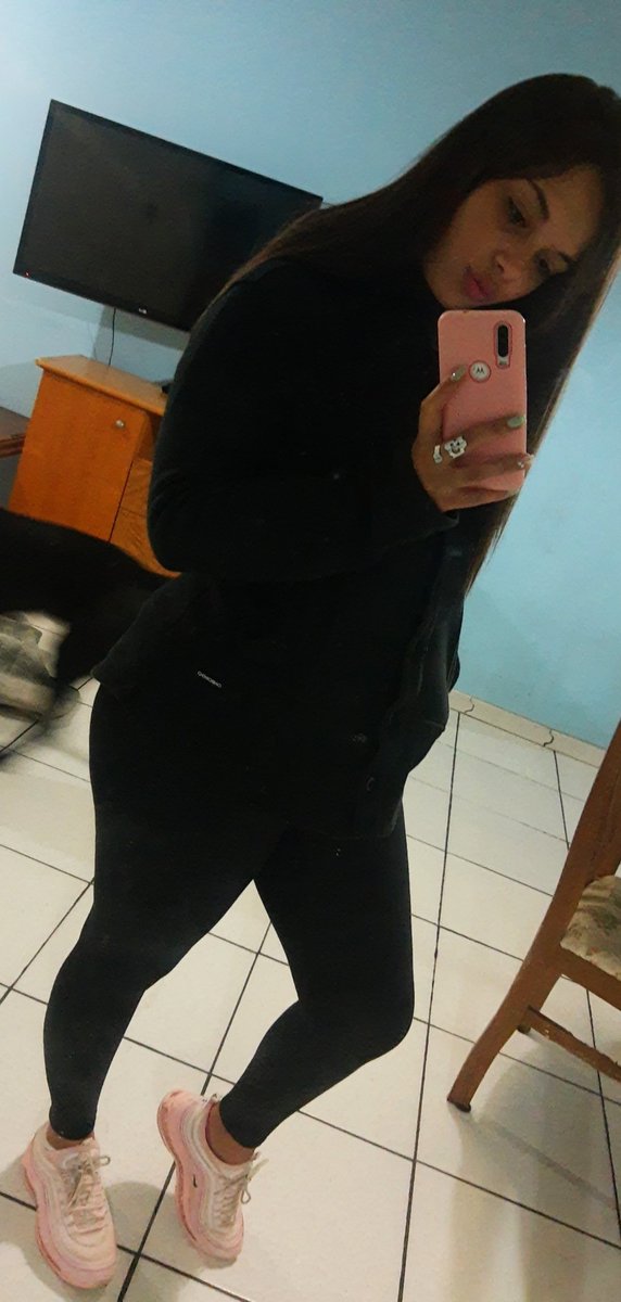 Carolzinha Freitas ❣️ tweet media