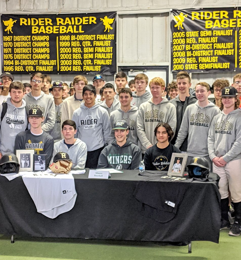 ROHOathletics's tweet photo. Congratulations to Max Turner on signing his National Letter of Intent to continue his baseball career with @SandTBaseball! #OFOT #NextLevel 👏👏👏 https://t.co/iEmp5aywpL