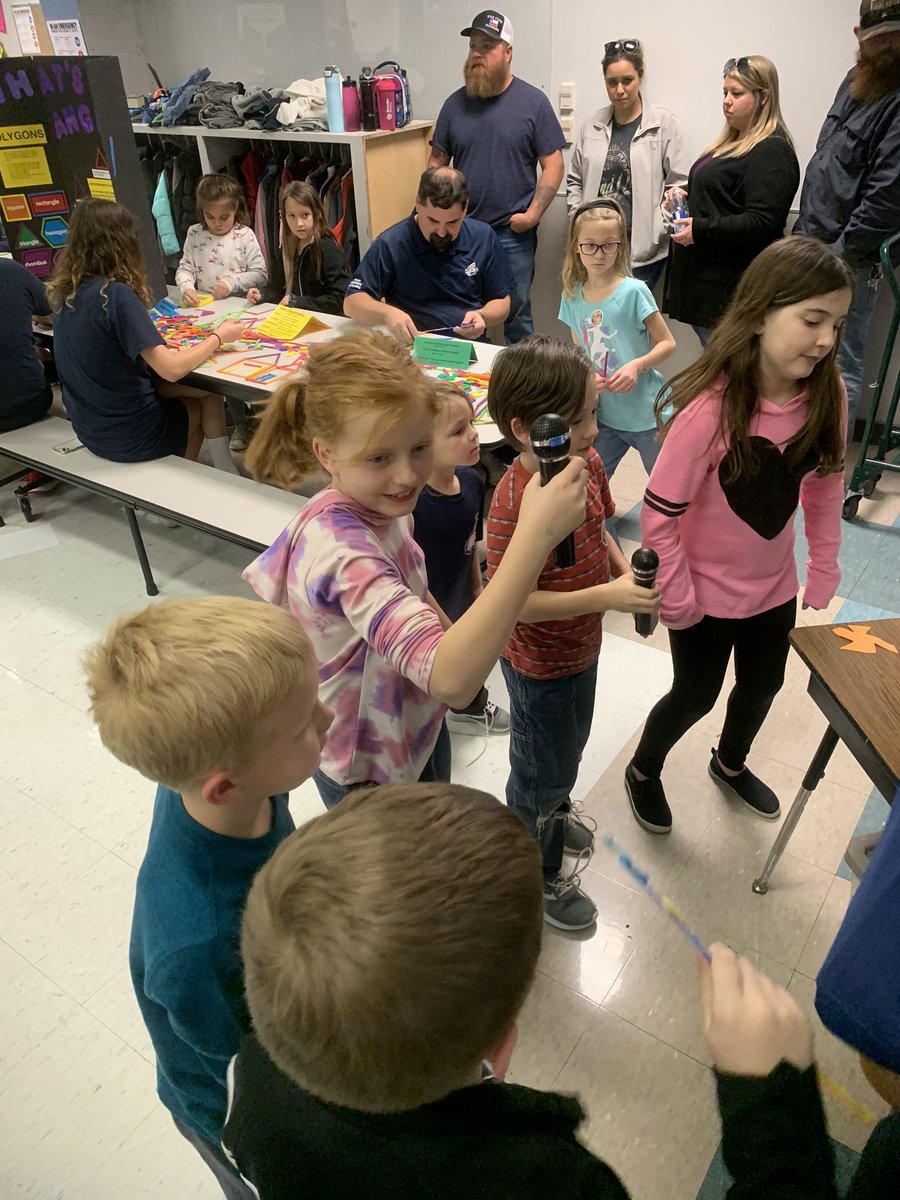 shannaD4's tweet photo. Some of my kiddos at Math Night! #mathisabigdeal https://t.co/eQE1OhWOo8
