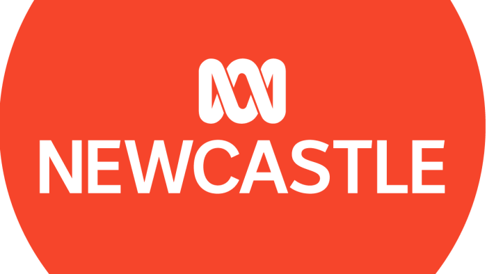 LachlanEdwards_'s tweet photo. Tune into #ABCNewcastle tomorrow morning from 10.30am when @LachlanEdwards_ will join @kiahandley for a chat and a strum. Tune in on the 📻 or listen online from 10.30am ✌️ https://t.co/eVNo7XJXPa