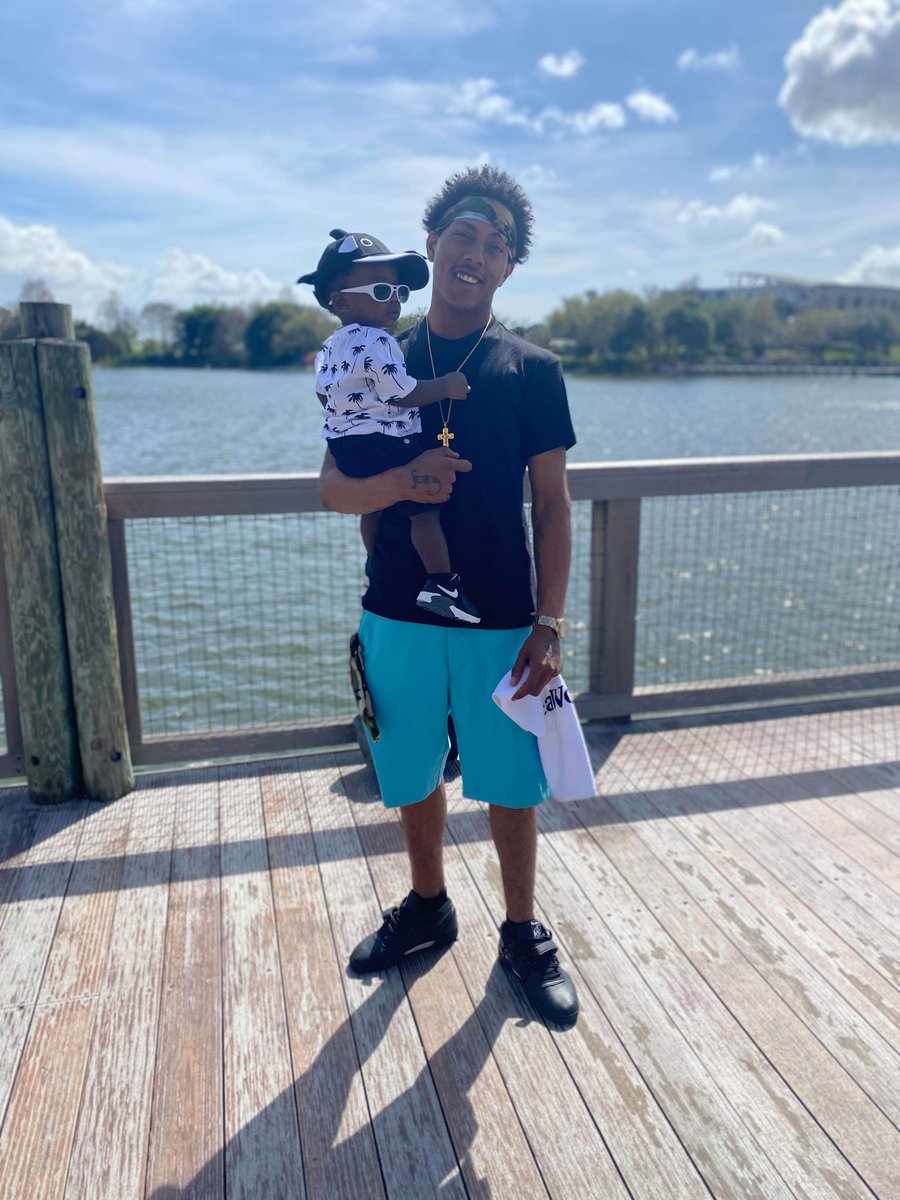 bobbybruce20's tweet photo. THIS HOW WE WAS STEPPING TODAY 🐳@SeaWorld 4 MY 1YR OLD SON BOBBY LEE BRUCE AKA BJ 3 MONTHS FLEW BY BOYY HAPPY BIRTHDAY SON DADDY LOVE YOU 🤐🐍🅱️💯⏳👶😎🔌 https://t.co/6MlDVFnBEz