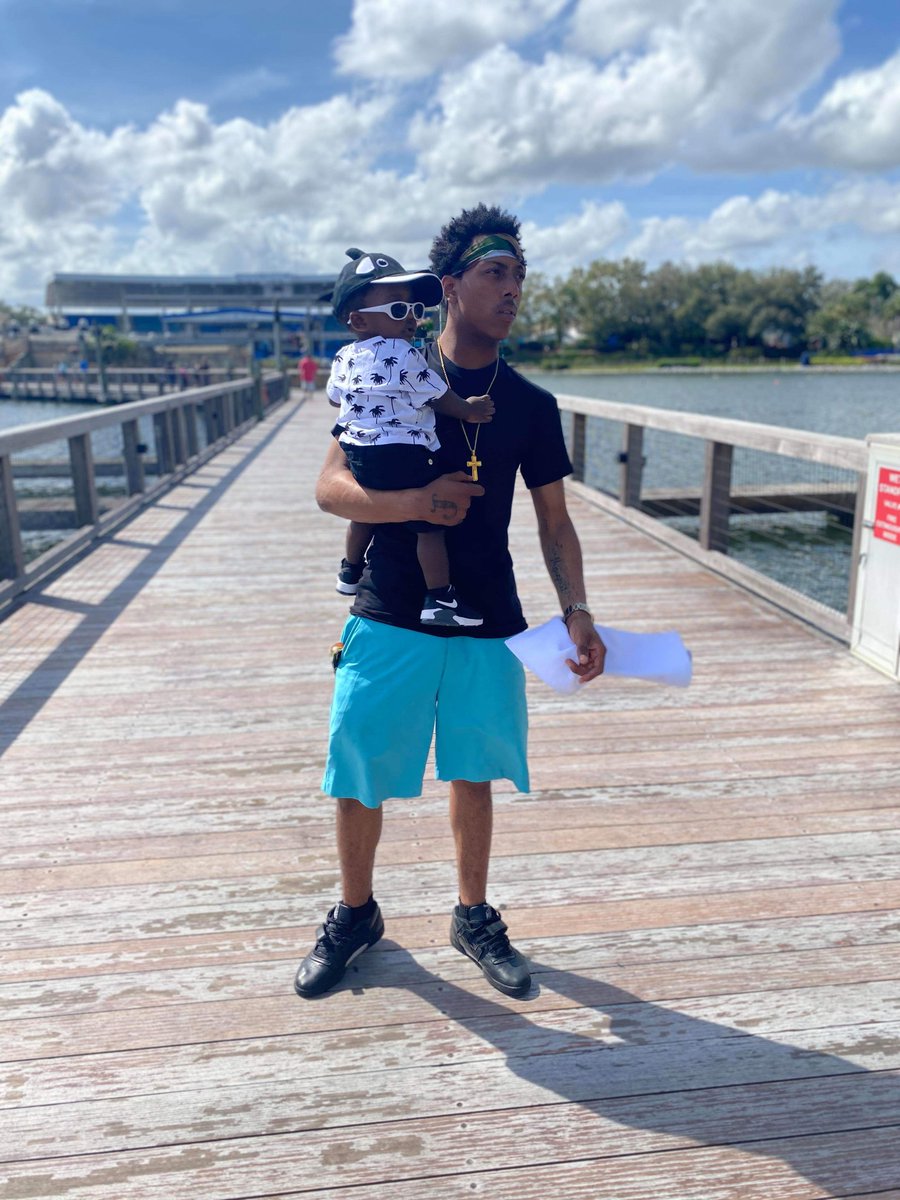bobbybruce20's tweet photo. THIS HOW WE WAS STEPPING TODAY 🐳@SeaWorld 4 MY 1YR OLD SON BOBBY LEE BRUCE AKA BJ 3 MONTHS FLEW BY BOYY HAPPY BIRTHDAY SON DADDY LOVE YOU 🤐🐍🅱️💯⏳👶😎🔌 https://t.co/6MlDVFnBEz