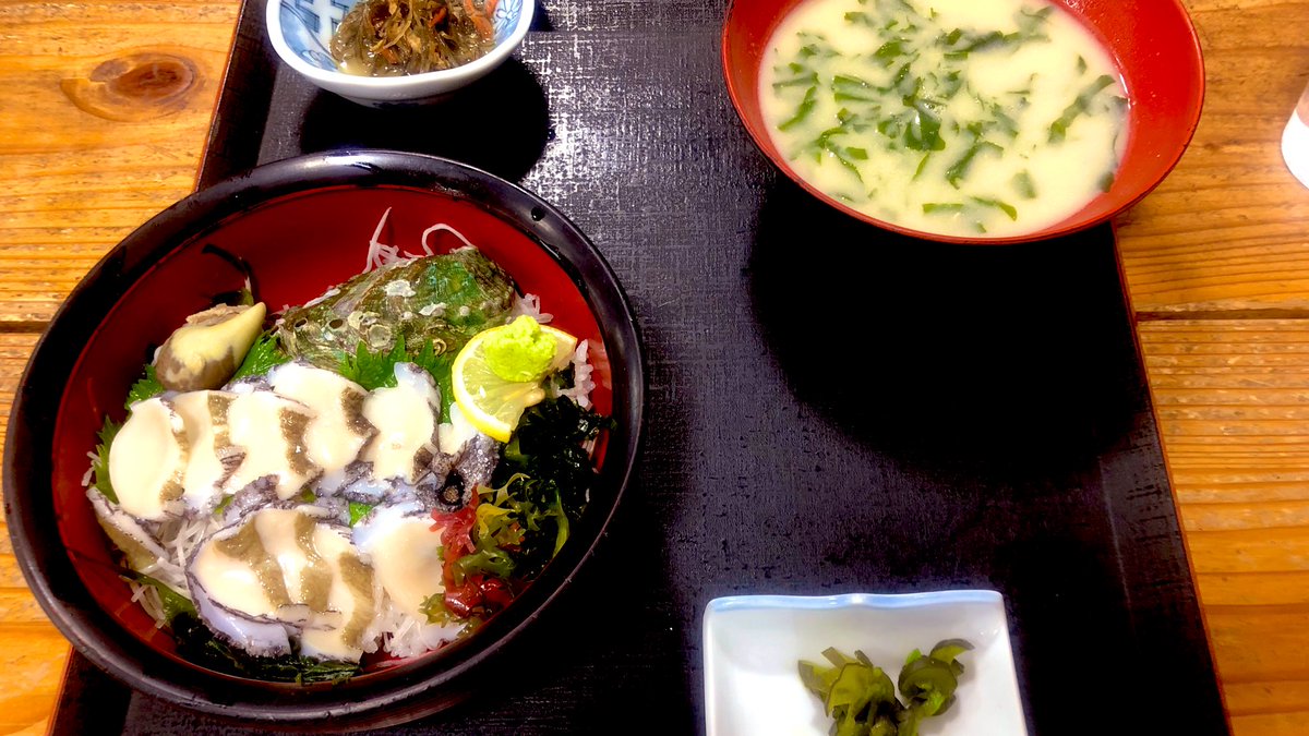 zerosum_emperor's tweet image. 京都に5日くらい滞在したのにモロッコ料理と徳島のアワビ丼以外に何を食べたか思い出せない