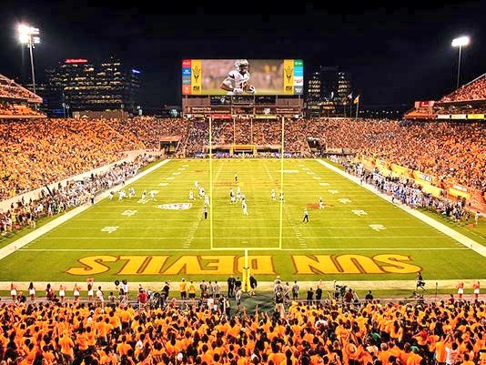 CarsenRyan's tweet image. Grateful to @dhagan80 for the scholarship offer to play football at Arizona State University. Excited for this opportunity. #ForksUp @T_BirdFootball #B1RDGANG⚡ #MILEWR #LevelUp #UncleRay