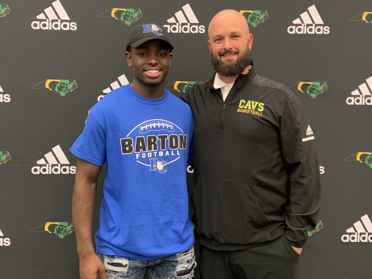 CoachCausby's tweet photo. Congratulations 🎉 🎉 @kingwilson15...@barton_fb is getting an outstanding young man. Stay 🙏 up! #BGN #CavalierWay https://t.co/8N6LVaLR2V