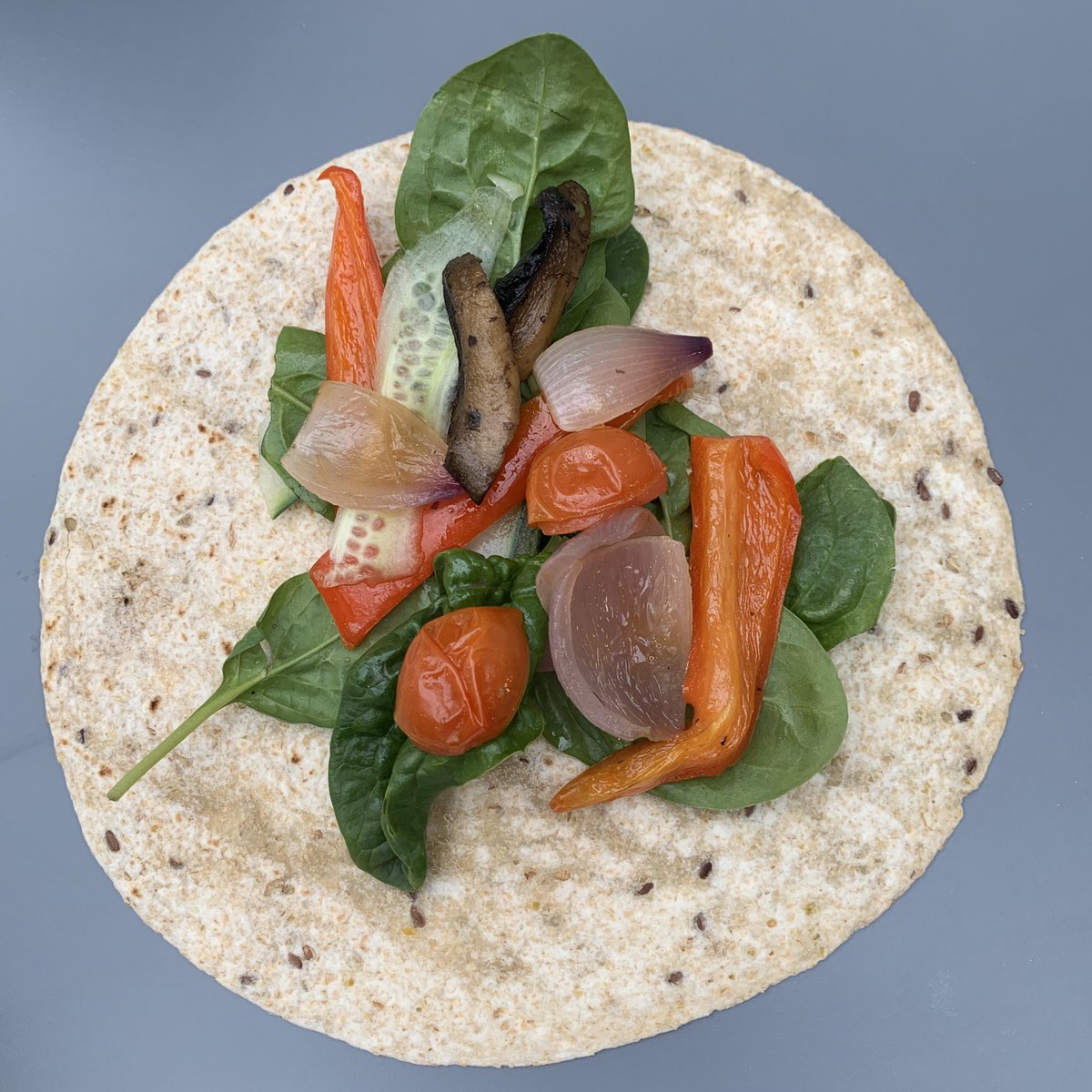 sam_jstew's tweet image. This #SmartEatingWeek stop food waste, save money and eat well by repurposing last night’s left overs into a taste wrap for lunch the next day. #APD @UONnutrition @UON_NUDIs