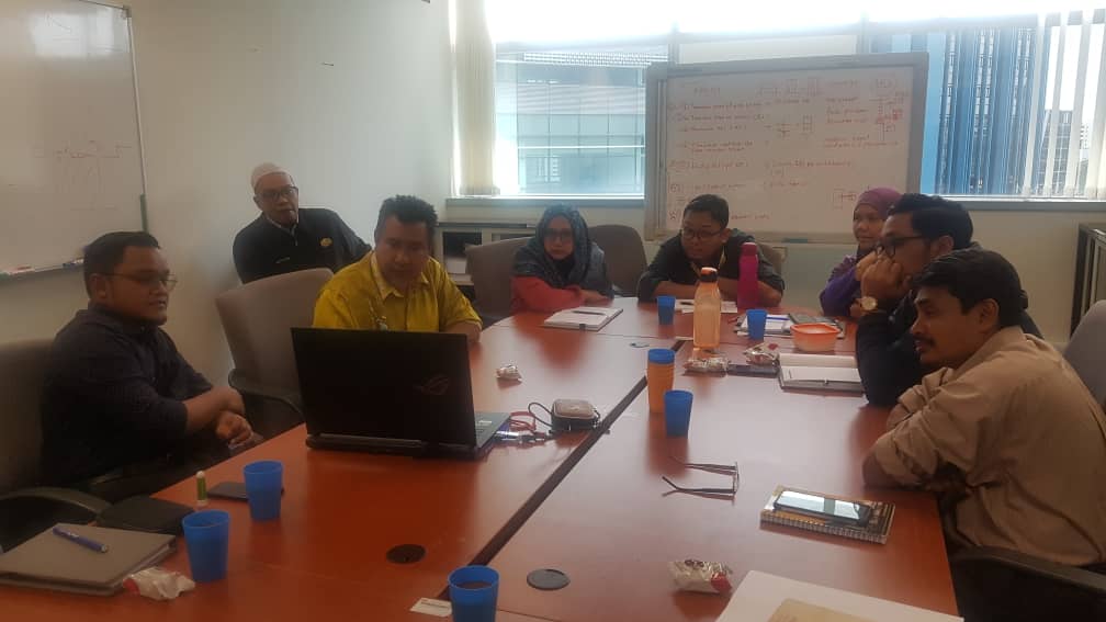 BPP2CKP's tweet photo. Mesyuarat penyediaan KPIe BPP2. 
@CKP_JKR
@wmohammad69 https://t.co/v16NurHPCv