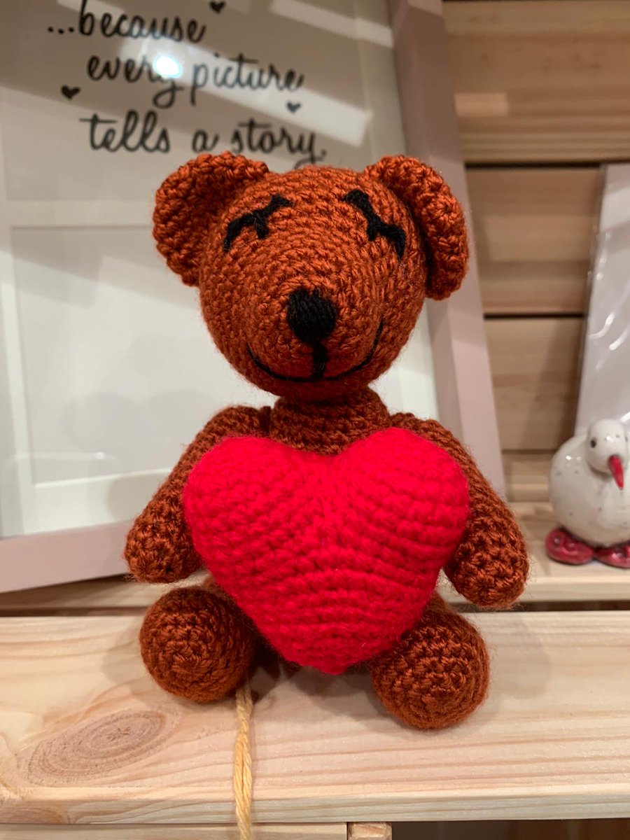36Salisbury's tweet photo. ❤❤ Love is in the air in store today! We have some beautiful Valentine's gifts &amp; cards with prices starting from just £2.50! ❤❤❤

#shoplocal #madeinwiltshire #wiltshiremade #salisburyindies #wiltshiremakers #artisan #lovesalisbury #36salisbury https://t.co/iVRldz0qHa