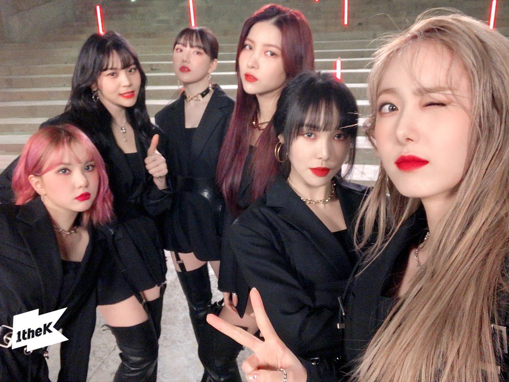 1theK's tweet photo. 늘 짜릿해 새로워 잘생긴 게 최고야...🖤 눈빛으로 다 쓰러뜨리고 간 맹수 여친이들🐯 @GFRDofficial

Special Clip #Labyrinth 👉 https://t.co/wIKNyCwu6m https://t.co/V7MIHVX19x