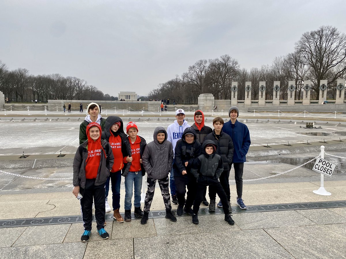 SCAJRHIGH's tweet photo. Another full day in DC: The White House, WW2 Memorial, Washington Monument, National Museum of African American History and Culture, Arlington, and Lincoln Memorial! #SCA2020DC https://t.co/SSG1FTKxba