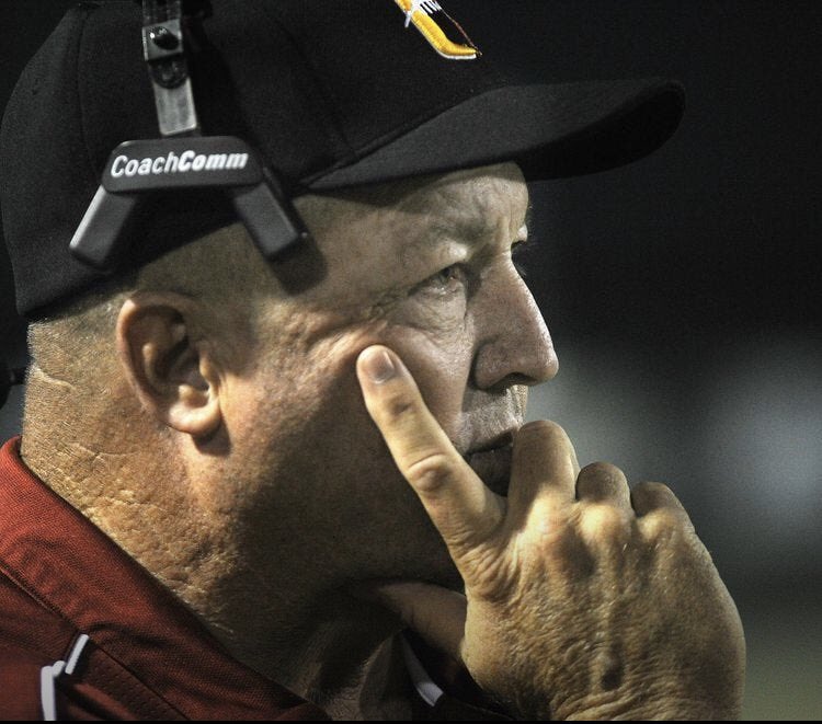 BREAKING NEWS: Hueneme High has hired Jon Mack as its head football coach ow.ly/VaZU30qhigT