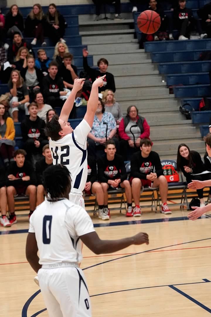 PinnacleBball's tweet image. THANk YOU  for 4 great years Izzy!