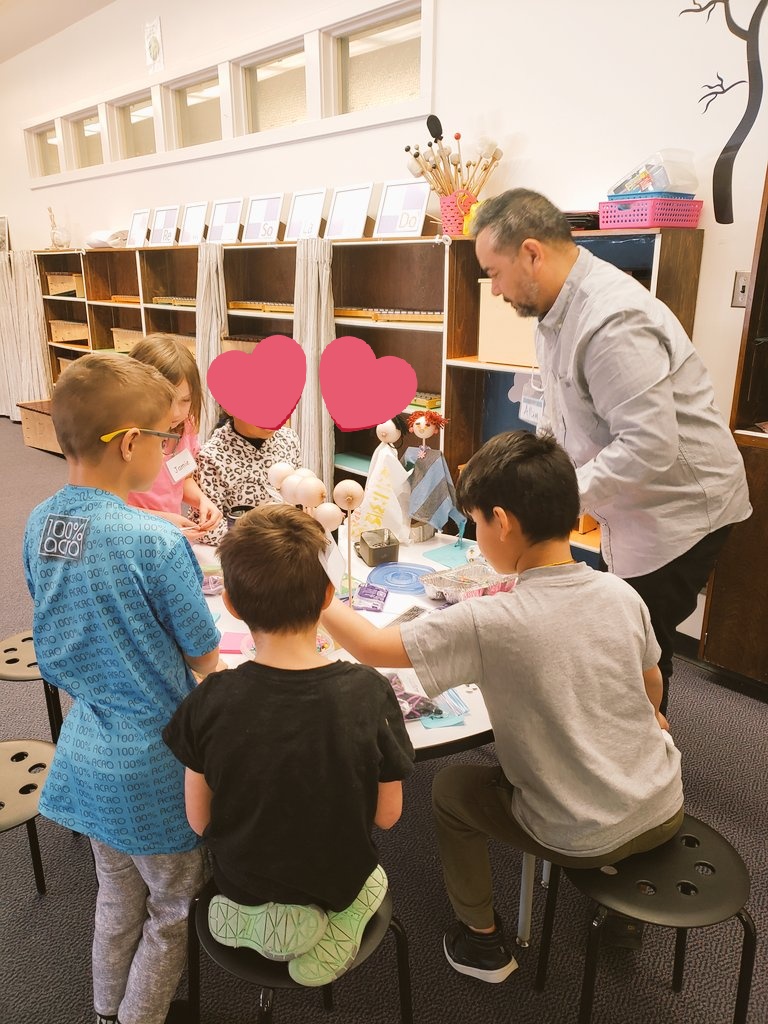 SDSymington's tweet photo. Our Grade 3's continued their puppetry work today. Thank you to the wonderful facilitators who are helping our students examine their feelings and sensations in order to develop self-awareness. 
#haysboroloveslearning https://t.co/ELsIIQhXVO