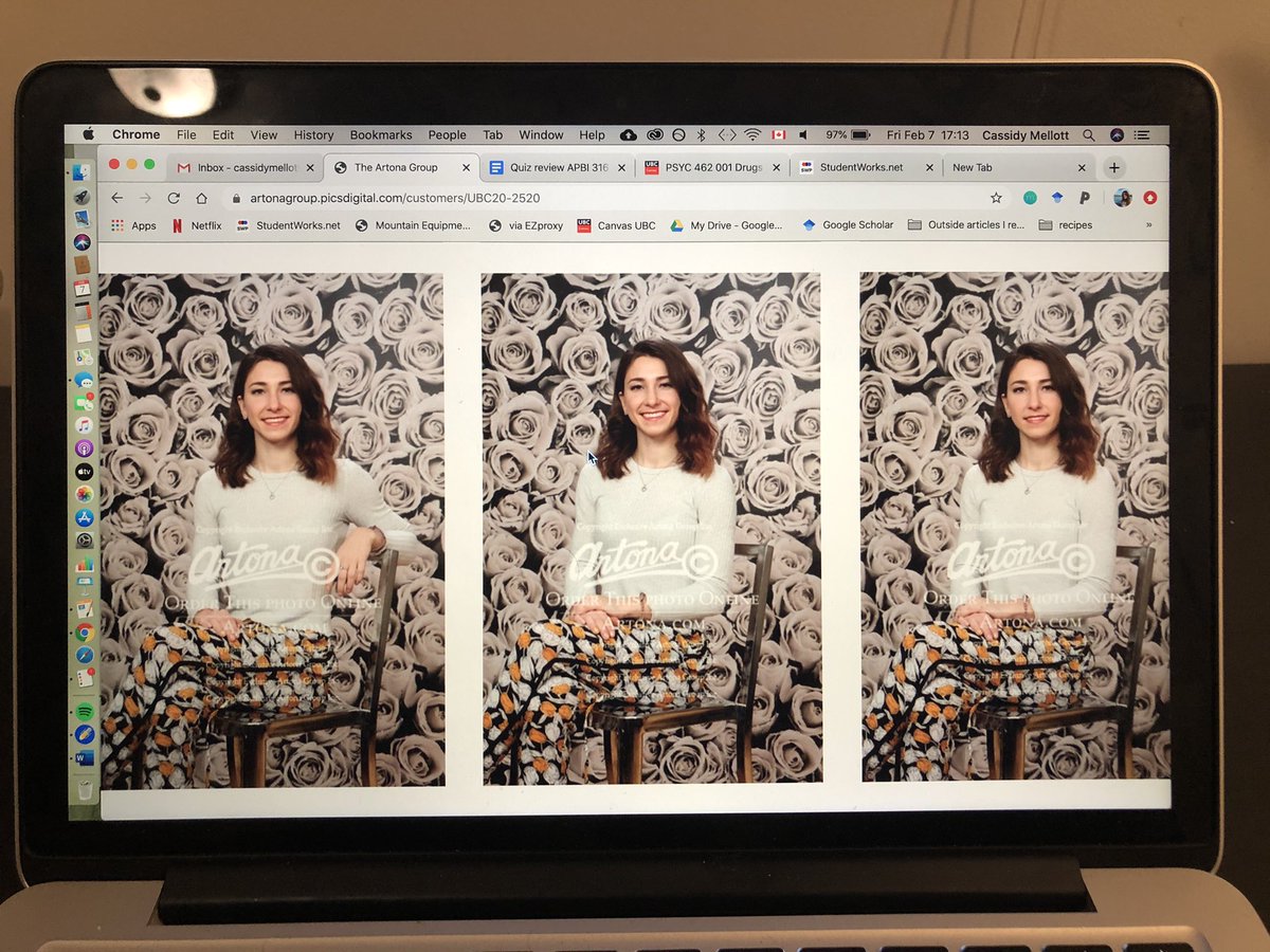 cassidymellott's tweet photo. I got my grad photos done the other day and thought matching the background to my pants would be a great joke to play on my mom...
Ended up playing myself because these are the best ones π€¦π»ββοΈ
#notreadytograduate https://t.co/W40lVi3HCY