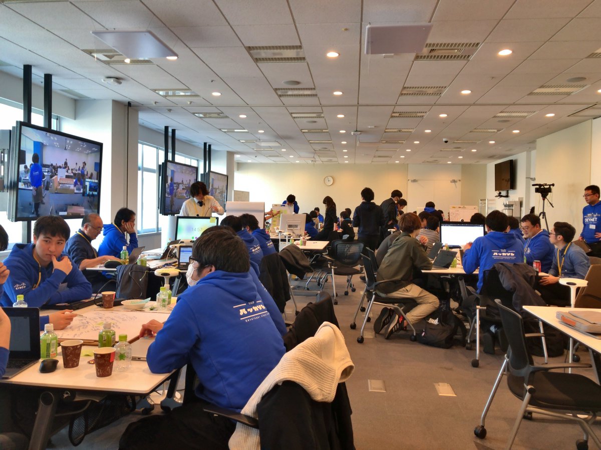 HirokoOkazaki's tweet image. Enjoy Ideathon&amp;amp;Hackathon tokyo as MC/Proctor today. Talk to me anytime! #DevNetHackathon #DevNet