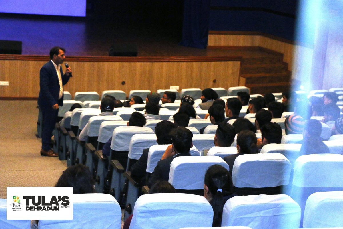 Tulas_Dehradun's tweet photo. On 03 February 2020 at #TulasInstitute a #PersonalityDevelopmentSession for #Students by Ajay Sharma from TCP Global. In the #session he shared the #knowledge and #experience with students about how they #improve their #personality in #corporatelife and #personallife.
#Tulaites https://t.co/8xJPNXfHxE