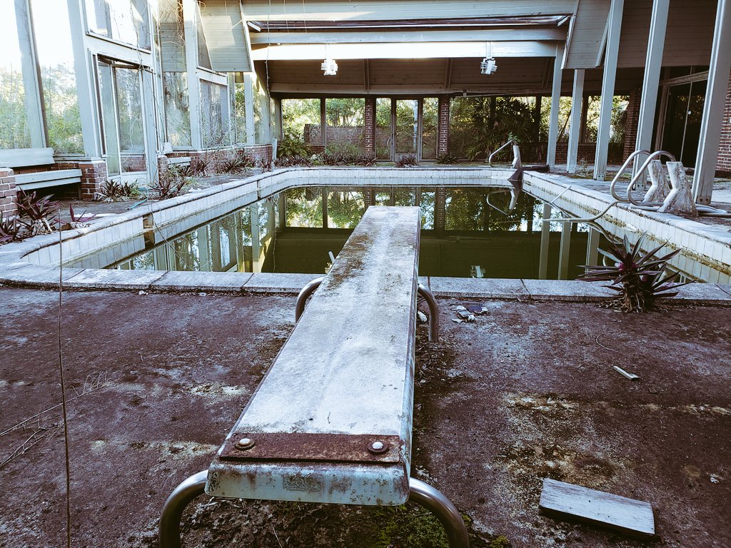 AkExplorations's tweet photo. Editing this amazing creepy historical house now. Video out soonππ#akexplorations #editingnow #checkusout #urbanexploration #lostflorida #floridahistory #urbanphotography #urbandecay #floridaexplore #openyourhearttonewadventures #youtubecouples #youtubechannel #urbex #subcribe https://t.co/o2vvPIWtdo