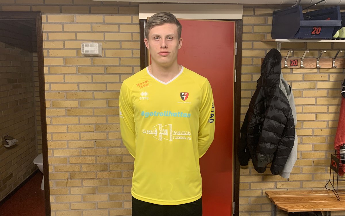 Lokal kvintett uttagen till läger i Karlstad: ”En chock”: tvgfotboll.com/lokal-kvintett… #tvgfotboll <a href="/fctnu/">FC Trollhättan</a> <a href="/TFKHerr/">Trollhättans FK Herr</a> <a href="/MellerudsIF/">Melleruds IF</a> <a href="/vfk_herr/">Vänersborgs FK Herr</a> <a href="/His_herr/">Halvorstorps IS Herr</a>