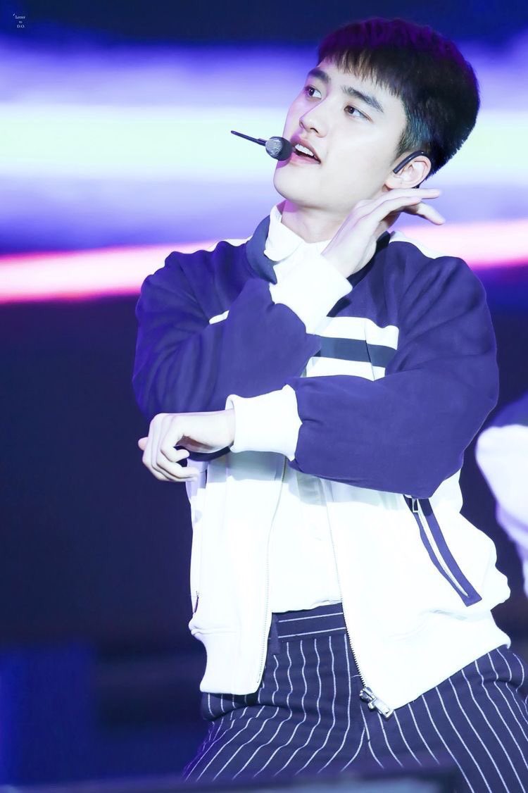 *•.¸♡ 𝐃-𝟑𝟓𝟏 ♡¸.•*Really running out of words to tell you, Kyungsoo  #도경수  #디오  @weareoneEXO