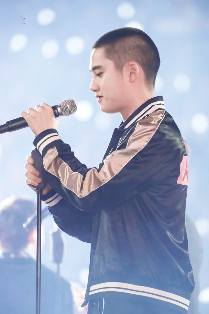 *•.¸♡ 𝐃-𝟑𝟓𝟎 ♡¸.•*Please breathe and end this mf-ing drought  #도경수  #디오  @weareoneEXO