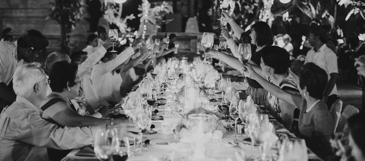 botanicawedding's tweet photo. β¨C H E E R S β¨
.
.
.
#wedding #weddingday #weddingideas #weddings #weddinginspiration #brideandgroom #marriage #speeches #justmarried #weddingreception #happiness #newlyweds #bride #groom #bestman #theknot #weddingfun #weddingparty #happy #botanicaweddings #royalpitamaha https://t.co/xvQrZ4tVEA