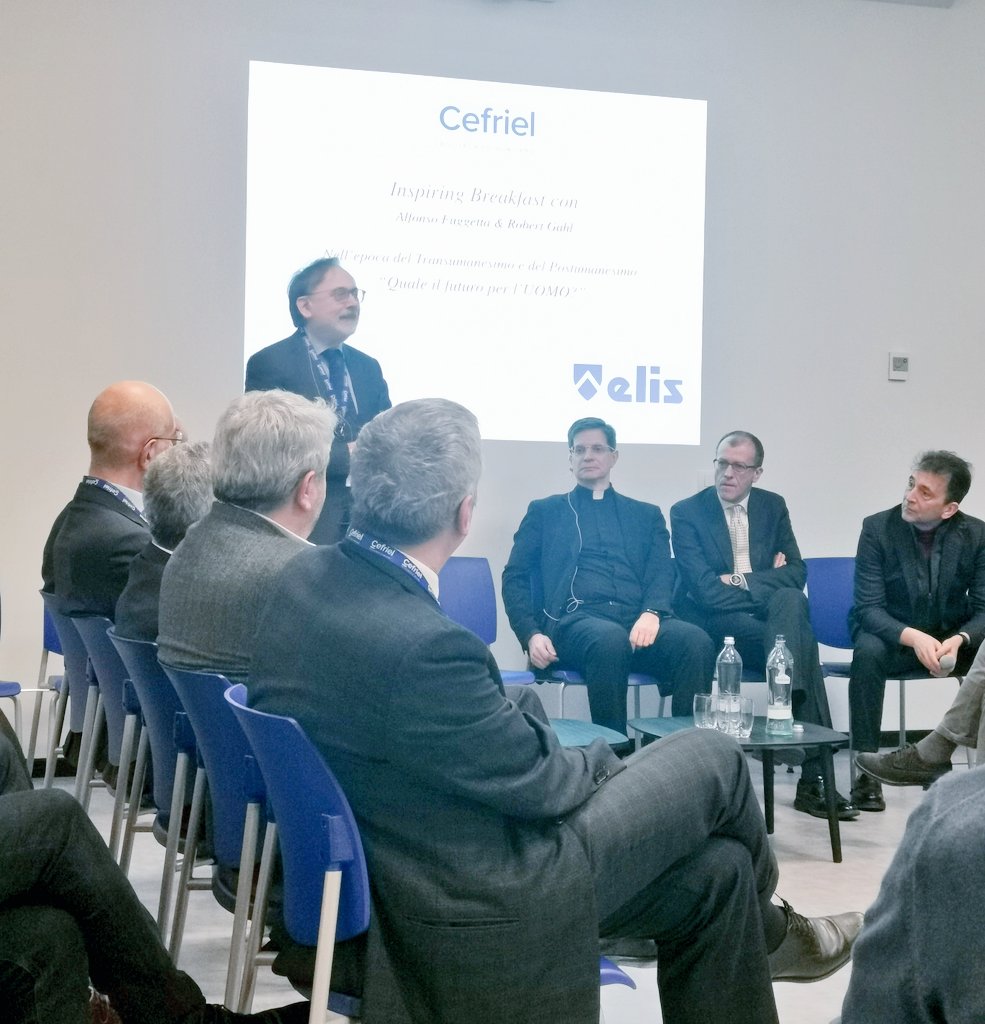 serenabianchini's tweet photo. Molto presto questa mattina per #InspiringBreakfast nel rapporto tecnologia e uomo con Robert Gahl e Alfonso Fuggetta.
@Cefriel
#Transumanesimo
#Postumanesimo https://t.co/ucaEUyyDvR