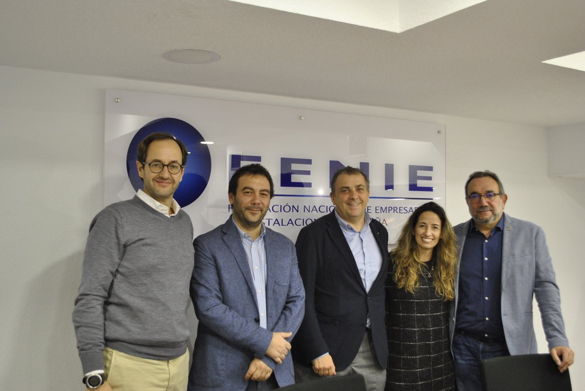 FenieInstalad's tweet photo. FENIE y @telematel trabajando por Hacer sector

#Hacemossector https://t.co/ObSzmVvhgj