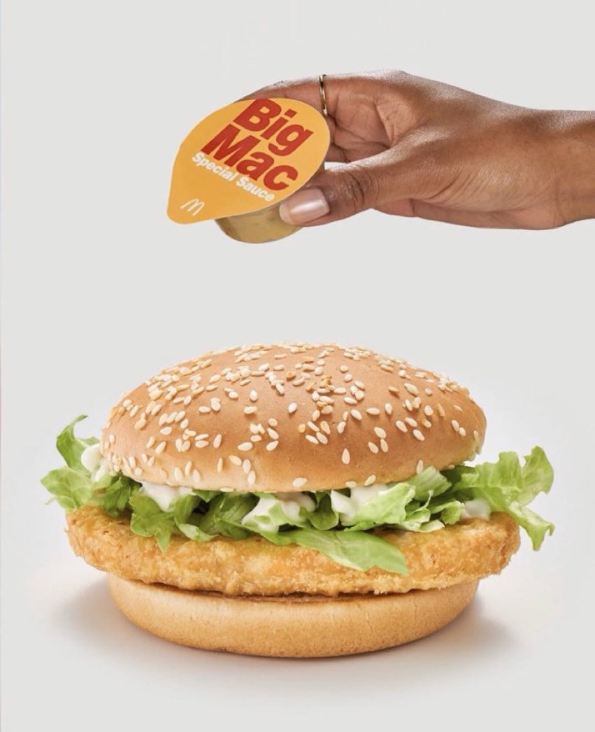 McDonaldsParade's tweet photo. Limited time only https://t.co/wCfRRJd1dV