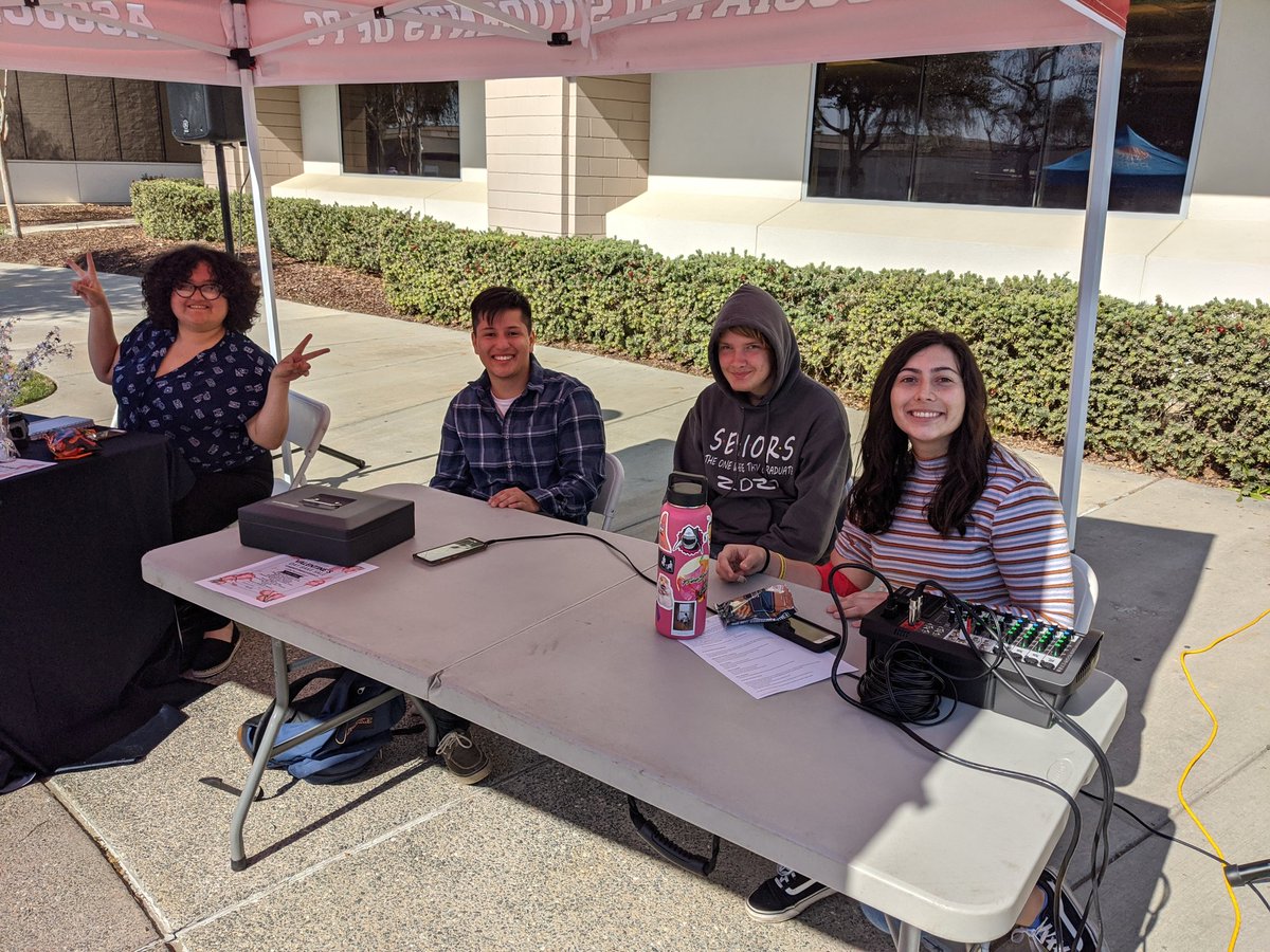 PCollegePirates's tweet photo. Today is the final day of CLUB RUSH! Make sure to come out and check out all the clubs and activities you can get involved in as a student at PC! We'll see you between 10:30am and 3pm today in the quad! #PClife #ClubRushPC #BetterStudentLife https://t.co/BIfDrk3Udd