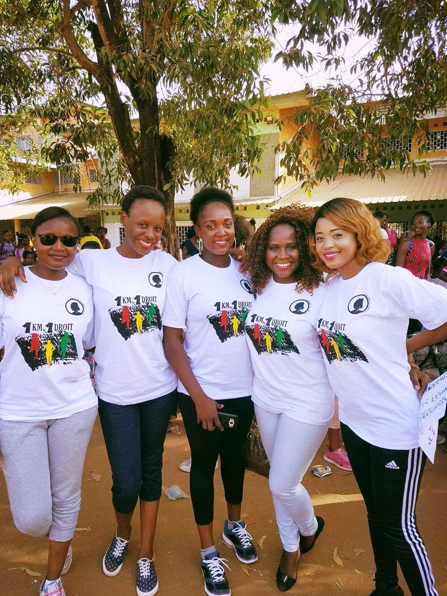 gdu21es's tweet photo. Hello 😊 avec ce petit #ThrowbackThursday de nos warriors 💪🏾 du 8 mars #1km1Droit, #RunForYourRights ! 🇬🇳#GuineenneDu21esiecle #Kibaro #Team224 https://t.co/IiPDzOojmk