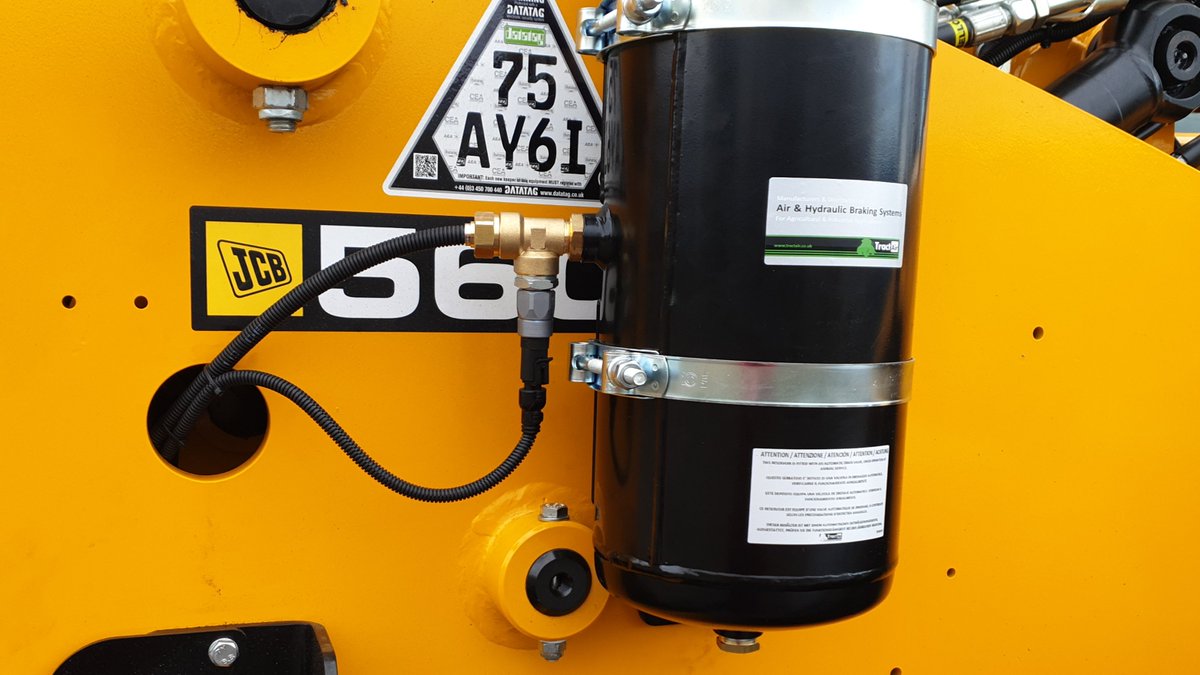 Last week we completed the last of a batch of five #JCB Loadall #airbrake installations is this 560-80 Agripro.  It’s went back to G &amp; J Pecks in Cambridgeshire to join the other four.  A very versatile machine, that now has much improved towing capability.