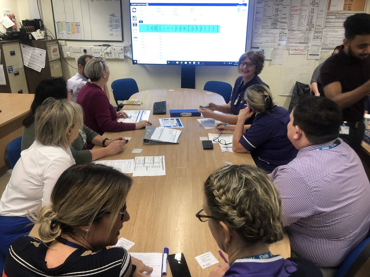Great to observe the 0830
@UHSFT flow planning meeting imbedding the new #Alwaysimprovinginpatients process! @UHSimprove #alwaysimproving #thinkuhs 👍🏻👍🏻