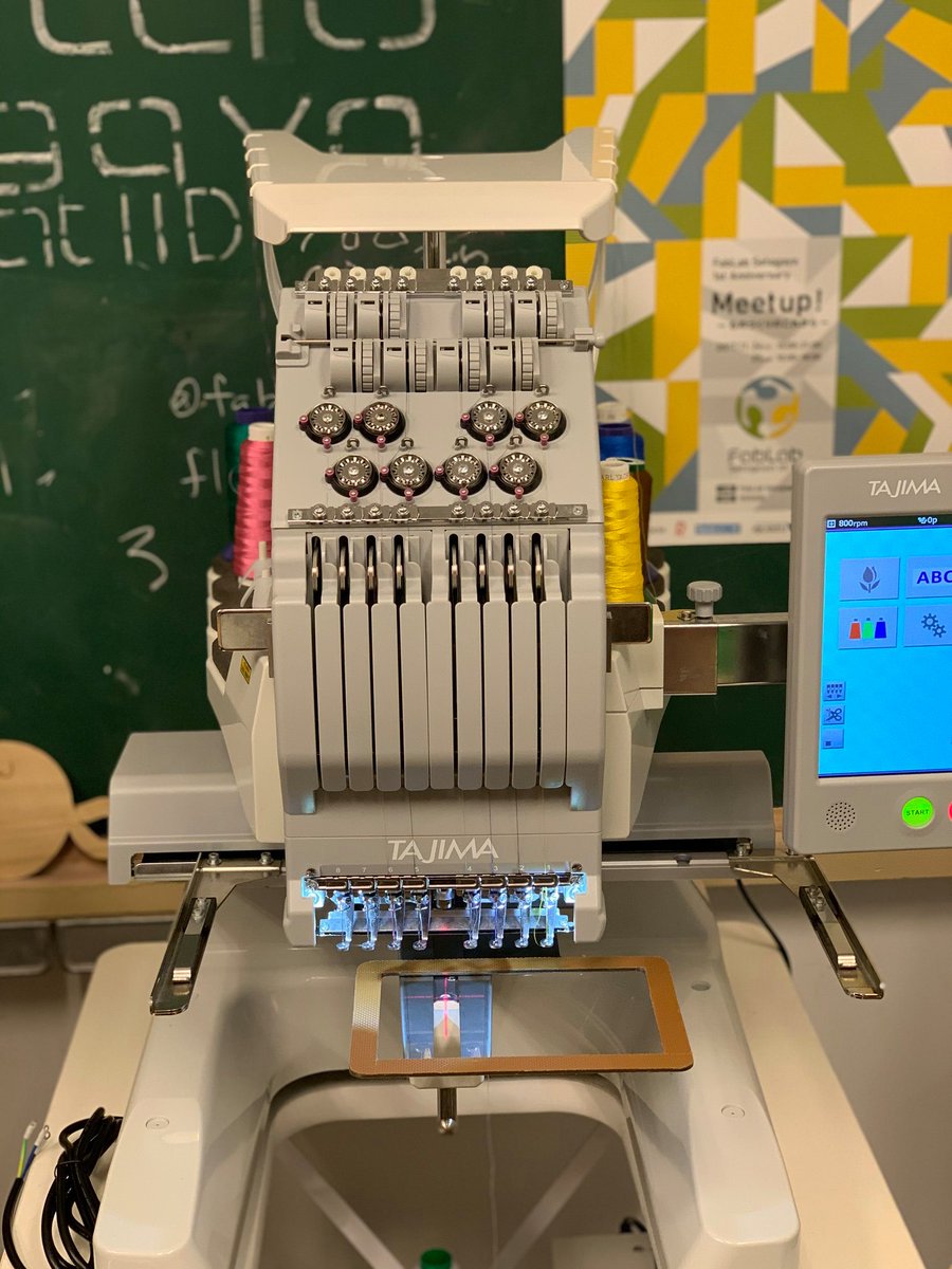 Fablab Setagaya デジタル刺繍ミシンのサービスが始まります 刺繍 機のトップメーカーであるタジマ工業株式会社様よりご協賛いただき デジタル刺繍ミシン 彩 を導入いたしました 3月からの正式運用に向けて 現在スタッフは研修の日々 デジタル