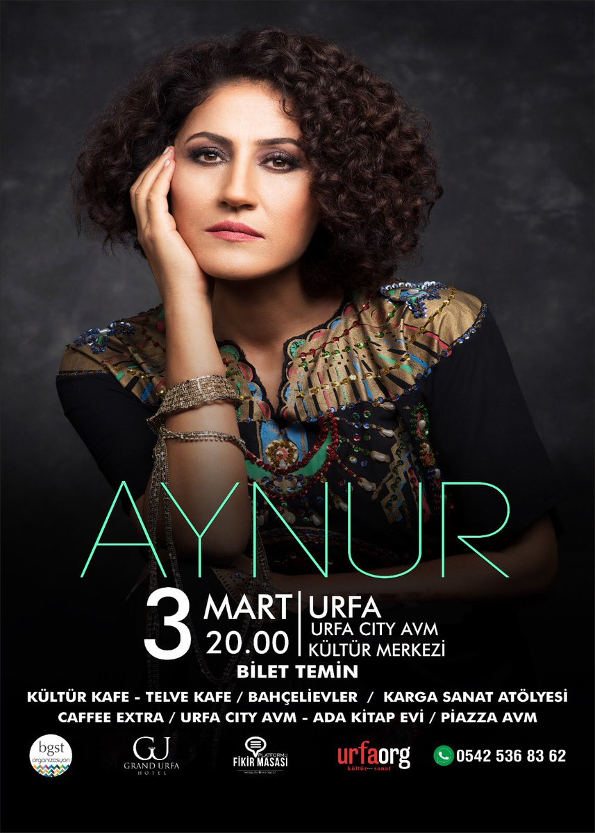 "Aynur’un sesi beni olmak istediğim yerlere götürür. Onun sesinin ritmine göre inişler, çıkışlar yaşar, değişik ruh hallerine girer ve olmak istediğim anı yaşarım." 
Özgün Enver <a href="/aynurdogan/">Aynur Doğan</a>