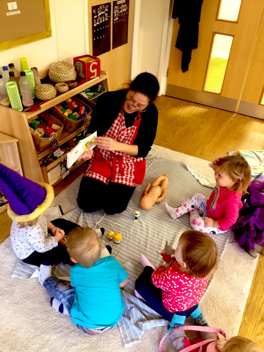 snapcorsham's tweet photo. Today in Elephants we were re-enacting the ‘Each Peach Pear Plum story’ using different characters and props. We even had our very own wicked witch and Cinderella 👸🏼🧙🏻‍♀️ #literacy #communciationandlanguage #makingrelationships #imaginationfun #rhyminglanguage https://t.co/gpfJ4B6qXV