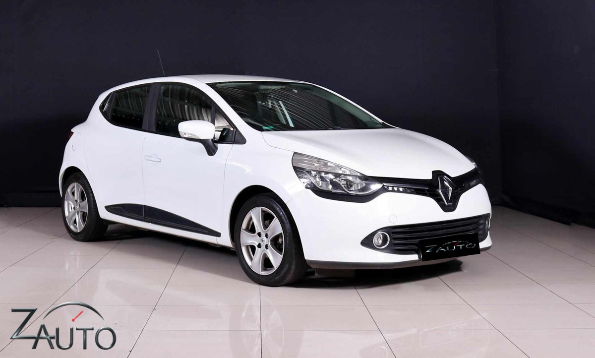 ZAUTO_SA's tweet photo. City hatchbacks are fun, stylish, light on fuel and cheap to maintain. Perfect for everyday use... Why wouldn't you have one?

⛽2015 Renault Clio 900T Expression (R164,900 with 84,000km)

Inbox us or WhatsApp us at 084 878 7453 or email us (zautocarssa@gmail.com) https://t.co/qUlASnCU2W